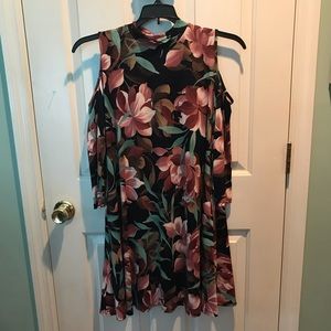PINK COCONUT 🥥 Super Cute Size S Dress 👗